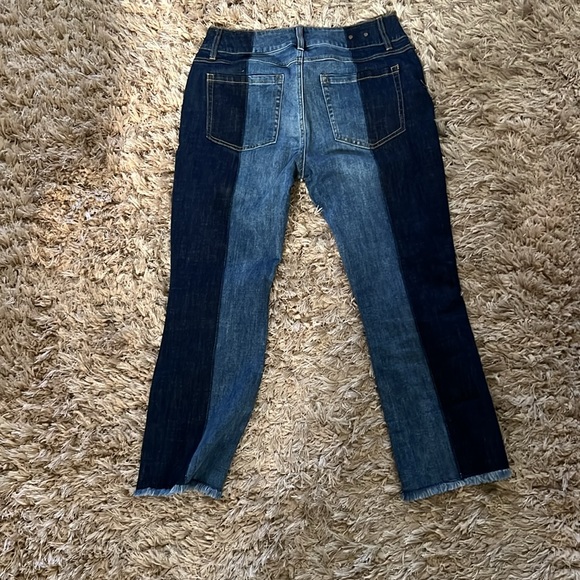 CAbi high low crop jeans - Picture 2 of 3